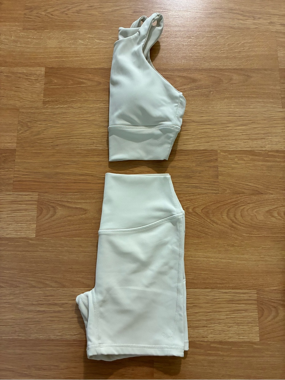 ACTA Wear Set